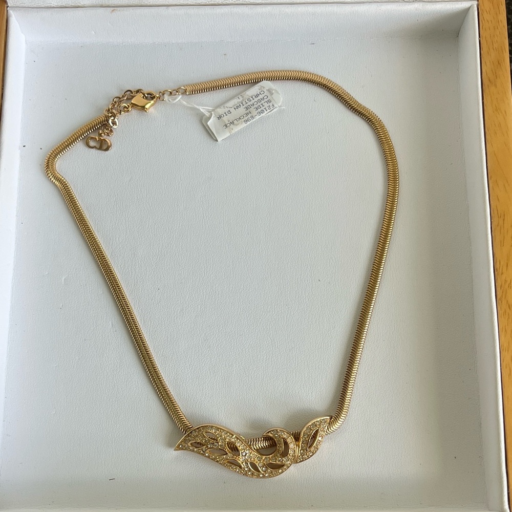 NWT Vintage Christian Dior gold tone slide necklace. 16" - Picture 5 of 5